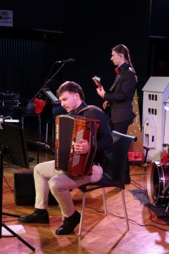 Kristijan Arh s Pozabljenim orkestrom s